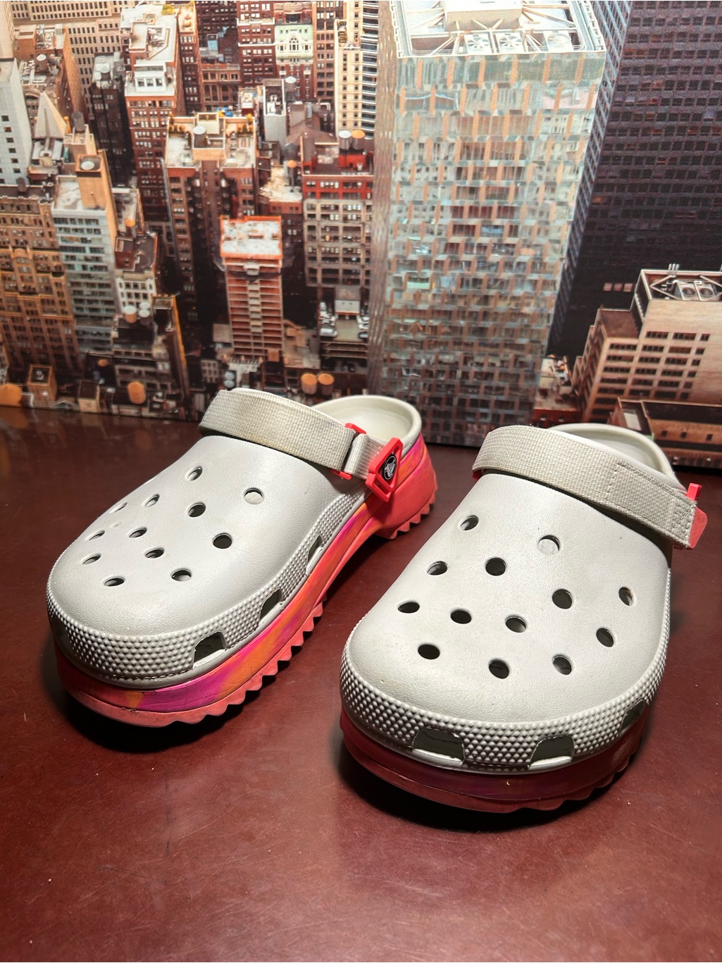 Crocs Classic Unisex Sandals W 11. M 7